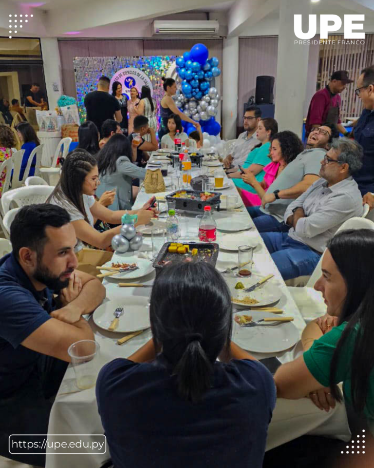 Cena de Fin de Año en la Facultad de Ciencias de la Salud: Celebrando un Año de Éxitos Académicos en UPE